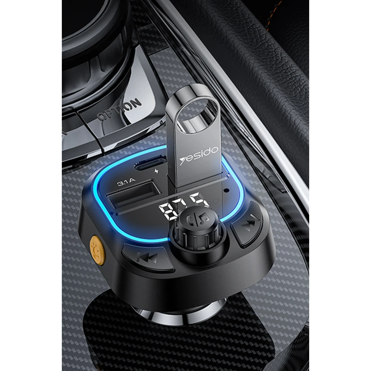 Yesido Y70 RGB 1 Adet 15W Type-C ve 1 Adet 15W USB Çıkışlı BT 5.3 FM Transmitter - Siyah
