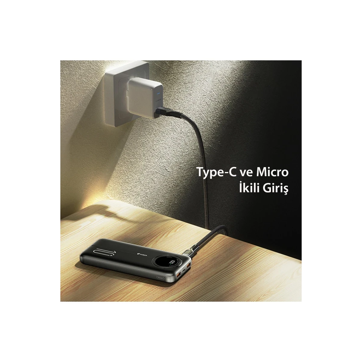 Yesido YP40 10.000 mAh Dijital Göstergeli USB3.0 PD Hızlı Şarj Powerbank - Siyah