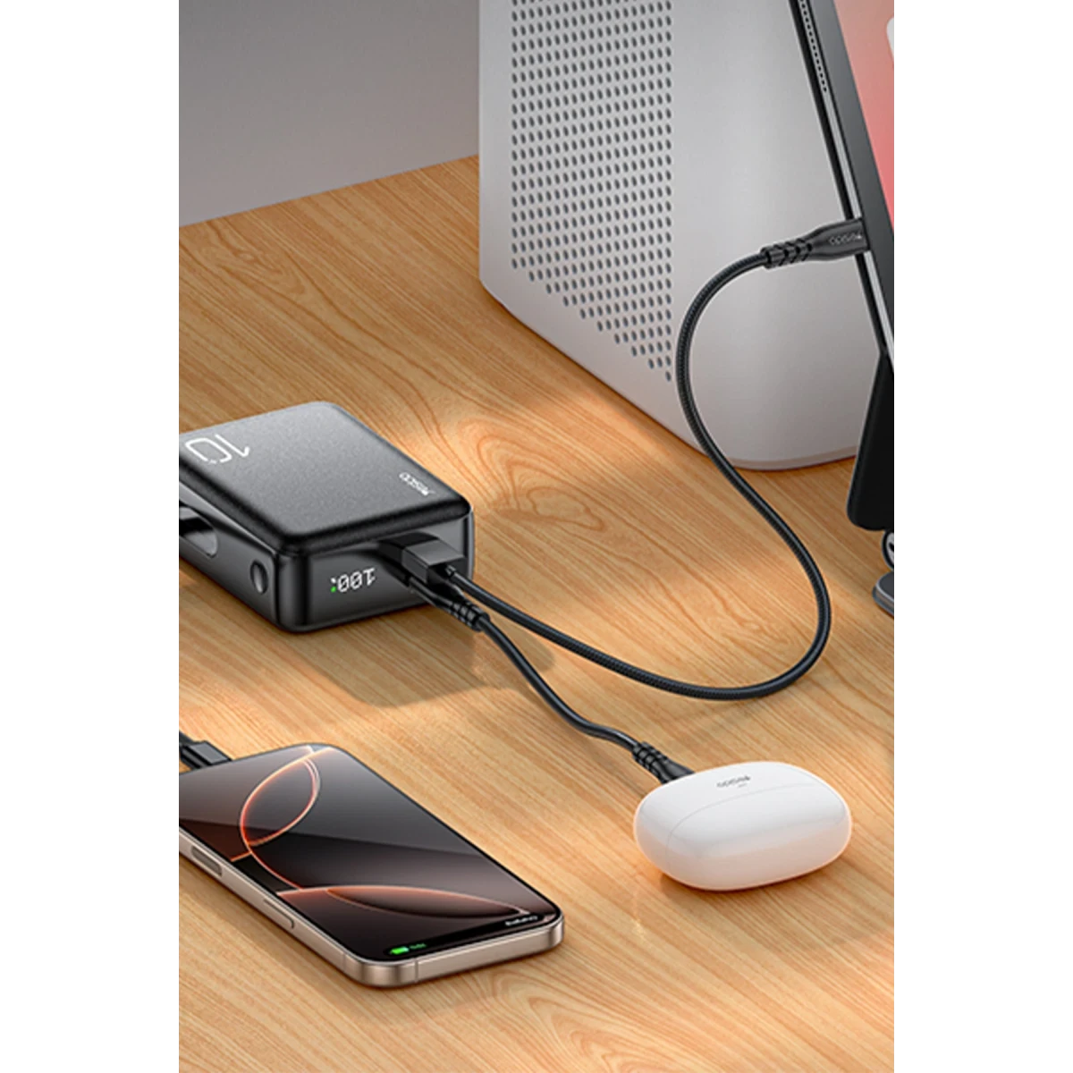 Yesido YP70 Dijital Göstergeli 10.000 mAh 3in1 22.5W PD Hızlı Şarj Powerbank - Siyah